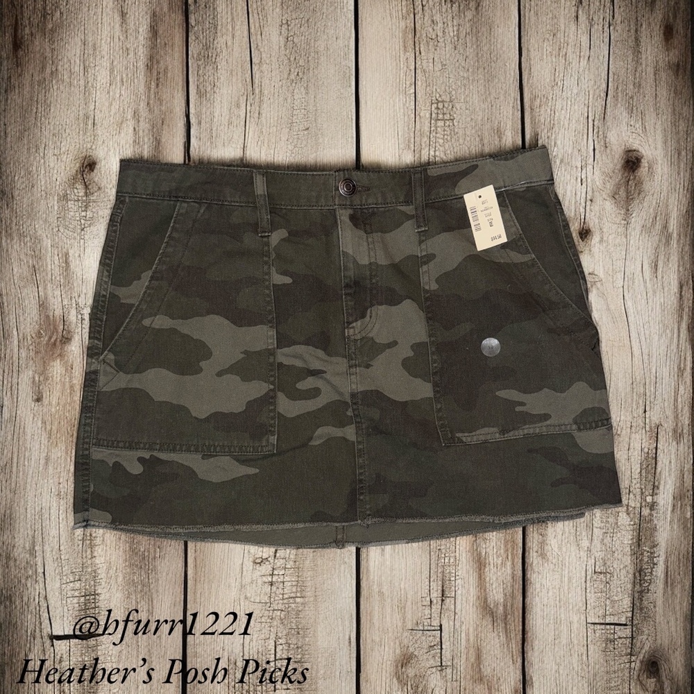 NWT AEROPOSTALE CAMO HIGH RISE CAMO MINI SKIRT SIZE 12